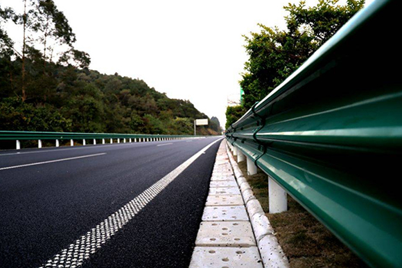 铁岭高速公路护栏的常用类型