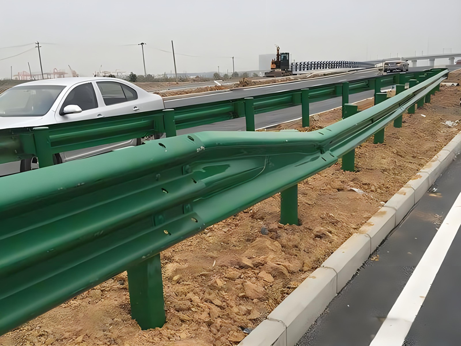 铁岭高速波形护栏板日常维护方案确保道路安全新举措