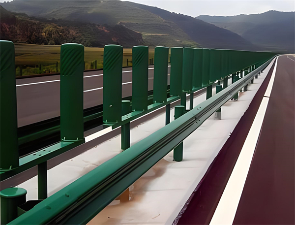 铁岭三波护栏板在高速公路的应用